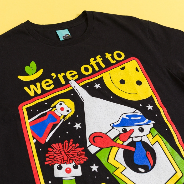 Official We're Off To Button Moon Space Scene Black T-Shirt : XXL